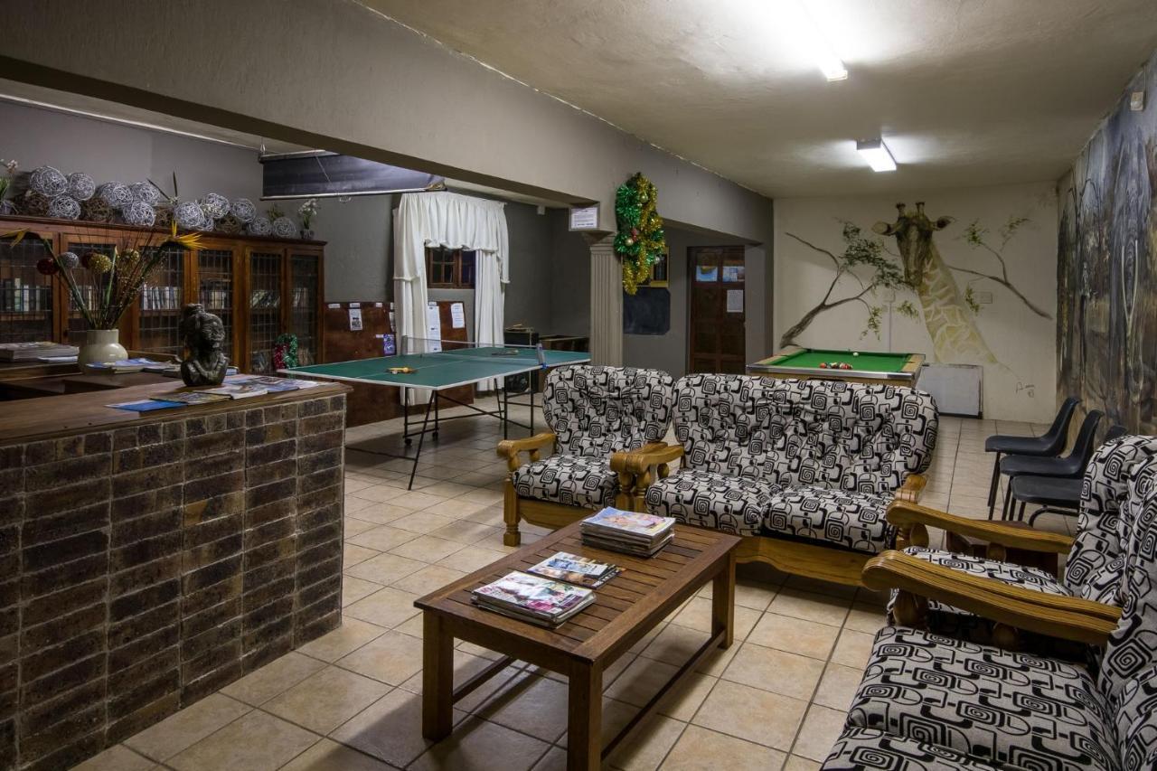 Khaya La Manzi Guest Lodge Гіббердін Екстер'єр фото